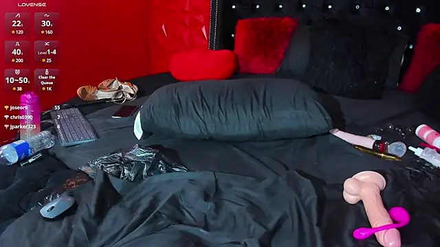 KendralHolson online show from 03/05/25, 10:44