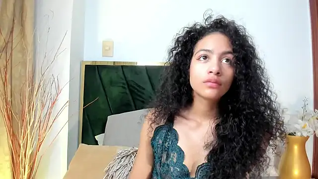 AntonellaHall  online show from 09/28/25, 02:22