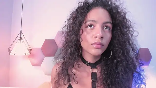 AntonellaHall  online show from 03/11/26, 06:58