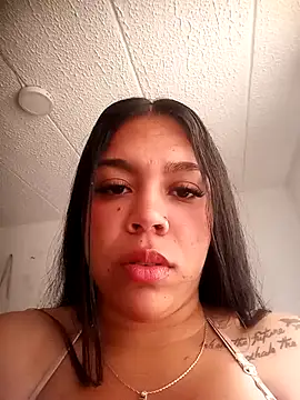 Laiia Page online show from 04/01/26, 02:36