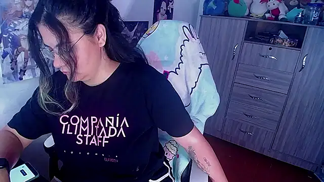 gigiqueen 18 online show from 12/05/24, 01:28