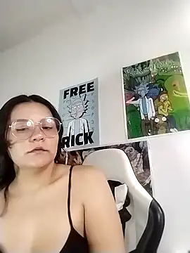 gigiqueen 18 online show from 05/07/26, 02:55