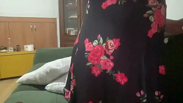 Snapshot of alarasissy chatting on 05/12/26, 01:03 alarasissy online show from 05/12/26, 01:03