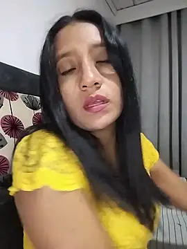 Snapshot of cami_victoria chatting on 06/09/26, 07:03 cami victoria online show from 06/09/26, 07:03