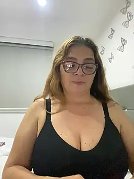 AntonellaAlondra4 online show from 12/19/24, 05:29