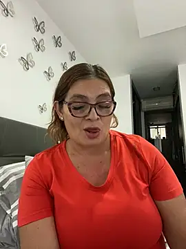 AntonellaAlondra4 online show from 02/01/25, 06:19