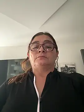 AntonellaAlondra4 online show from 12/05/25, 02:14