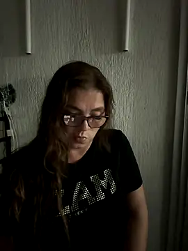 AntonellaAlondra4 online show from 12/19/25, 03:02