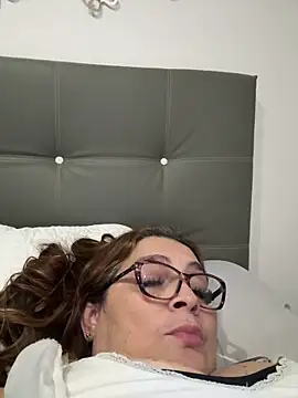 AntonellaAlondra4 online show from 02/03/26, 03:37