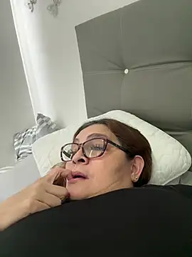 AntonellaAlondra4 online show from 02/13/26, 03:30