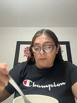 AntonellaAlondra4 online show from 04/20/26, 02:03