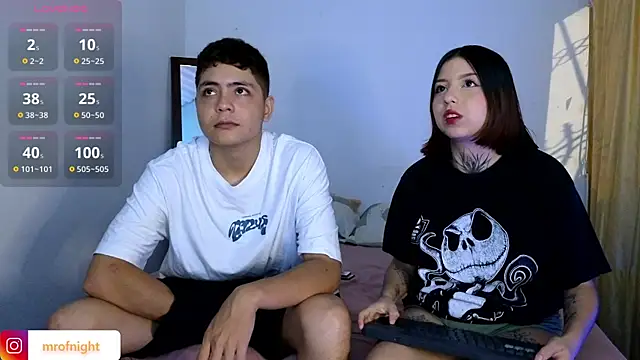 Snapshot of kitty_of_nighttt chatting on 10/13/25, 02:44 kitty of nighttt online show from 10/13/25, 02:44