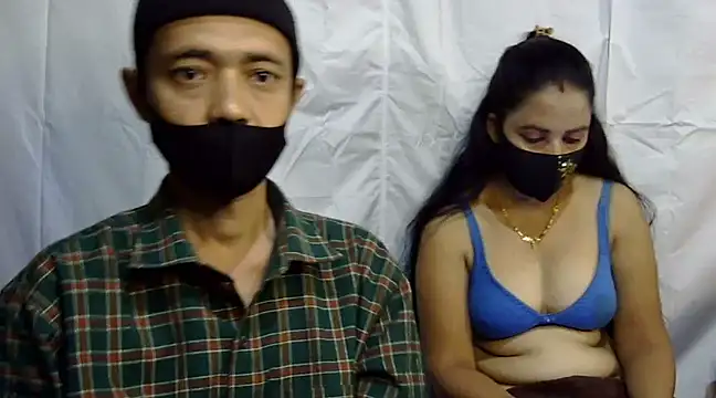 Snapshot of Pramila_Manish chatting on 12/13/24, 12:50 Pramila Manish online show from 12/13/24, 12:50