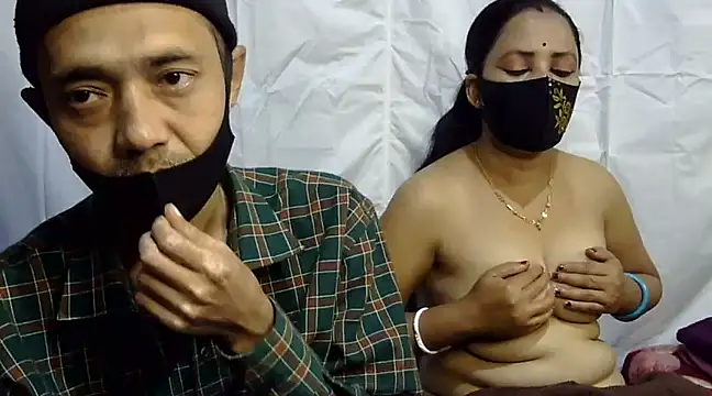 Snapshot of Pramila_Manish chatting on 12/14/24, 06:30 Pramila Manish online show from 12/14/24, 06:30