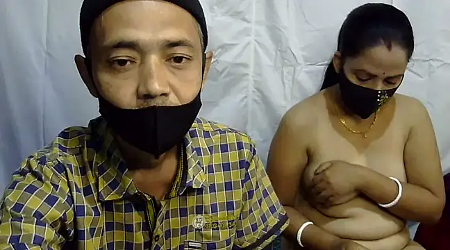 Snapshot of Pramila_Manish chatting on 12/24/24, 01:39 Pramila Manish online show from 12/24/24, 01:39