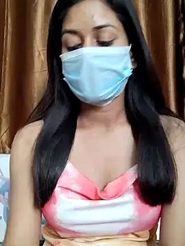 Snapshot of its_sophiaa chatting on 12/29/24, 02:10 its sophiaa online show from 12/29/24, 02:10