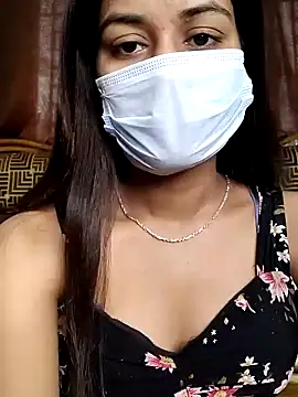 Snapshot of its_sophiaa chatting on 01/14/25, 06:56 its sophiaa online show from 01/14/25, 06:56