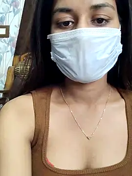 Snapshot of its_sophiaa chatting on 02/15/25, 02:11 its sophiaa online show from 02/15/25, 02:11