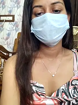 Snapshot of its_sophiaa chatting on 02/24/25, 04:04 its sophiaa online show from 02/24/25, 04:04