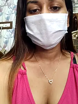 Snapshot of its_sophiaa chatting on 09/18/25, 01:24 its sophiaa online show from 09/18/25, 01:24