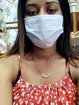 Snapshot of its_sophiaa chatting on 10/21/25, 09:21 its sophiaa online show from 10/21/25, 09:21