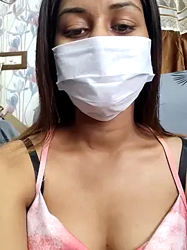 Snapshot of its_sophiaa chatting on 11/14/25, 09:08 its sophiaa online show from 11/14/25, 09:08