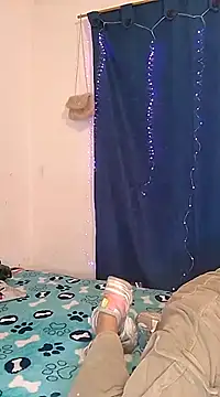 Snapshot of Alisson_420 chatting on 02/11/25, 03:40 Alisson 420 online show from 02/11/25, 03:40