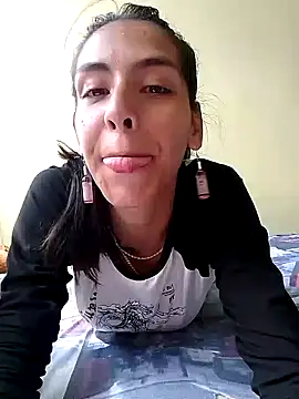 Snapshot of Alisson_420 chatting on 09/22/25, 06:43 Alisson 420 online show from 09/22/25, 06:43