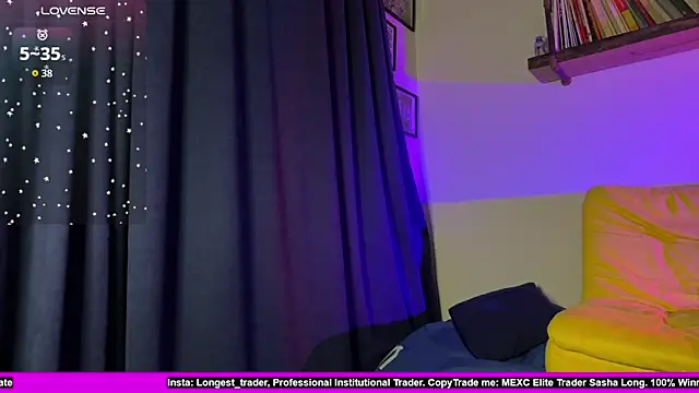 Snapshot of sasha_long13 chatting on 09/19/25, 10:10 sasha long13 online show from 09/19/25, 10:10