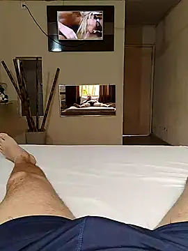 LOIROGOSTOSO87 online show from 03/12/25, 12:15