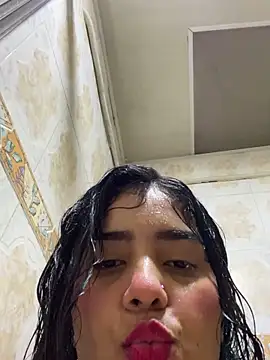 Urlovex1 online show from 02/08/25, 02:04