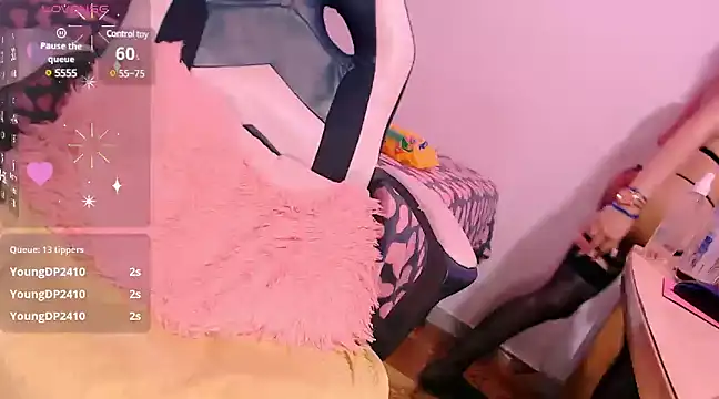 Snapshot of Venecia_Sweet chatting on 01/31/25, 04:58 Venecia Sweet online show from 01/31/25, 04:58