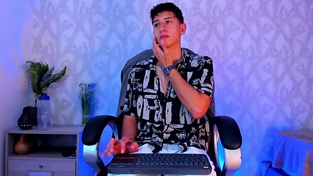 Dorianmistery2322  online show from 01/25/25, 08:42