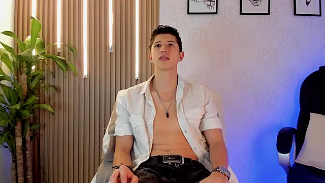 Dorianmistery2322  online show from 11/27/25, 12:13