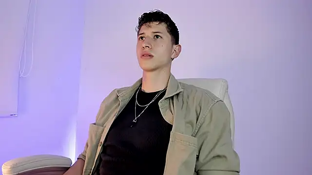 Dorianmistery2322  online show from 04/15/26, 11:05