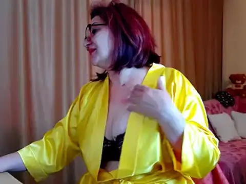 EdithCharm online show from 03/11/25, 03:45