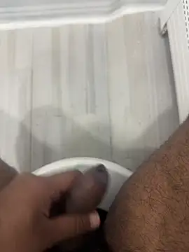 Snapshot of ajju_saxena_143 chatting on 04/05/26, 11:46 ajju saxena 143 online show from 04/05/26, 11:46