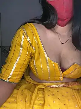 Snapshot of ZARINA_JACK chatting on 12/11/24, 11:00 ZARINA JACK online show from 12/11/24, 11:00