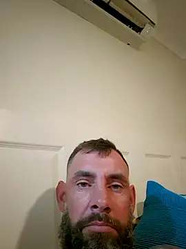 hornycouple6110 online show from 12/21/24, 11:55