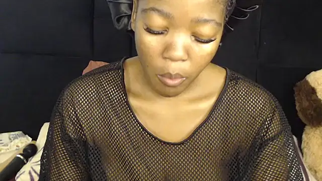 Busty-Londie online show from 12/15/25, 03:49