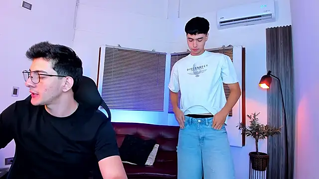 Sexy BoysW online show from 03/06/26, 02:08