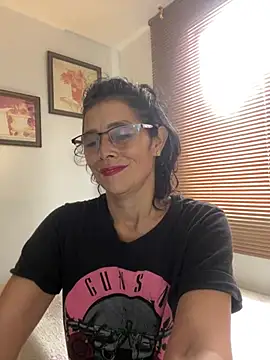 MireyaTorresGu online show from 03/17/26, 04:43