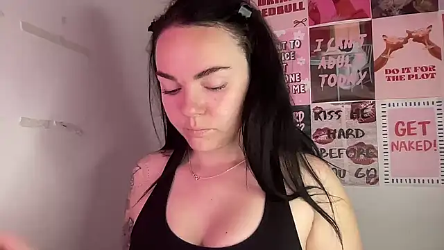 yorkshiregal online show from 02/13/26, 06:53