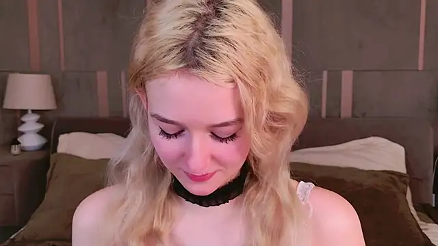 NaomiLoys online show from 03/06/25, 11:53