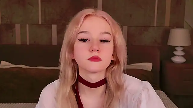 NaomiLoys online show from 03/16/25, 06:55