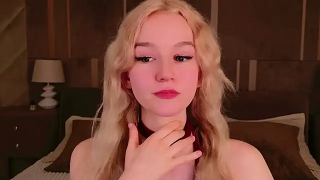 NaomiLoys online show from 03/22/25, 10:37