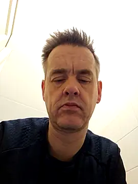 Hectorthyssen1 online show from 03/01/25, 09:40