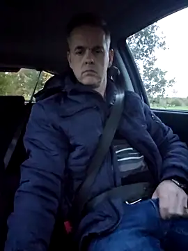 Hectorthyssen1 online show from 10/31/25, 04:08