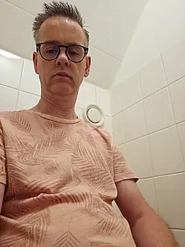 Hectorthyssen1 online show from 07/18/26, 01:48