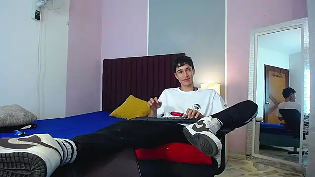 Zacktk7 online show from 01/02/25, 06:45